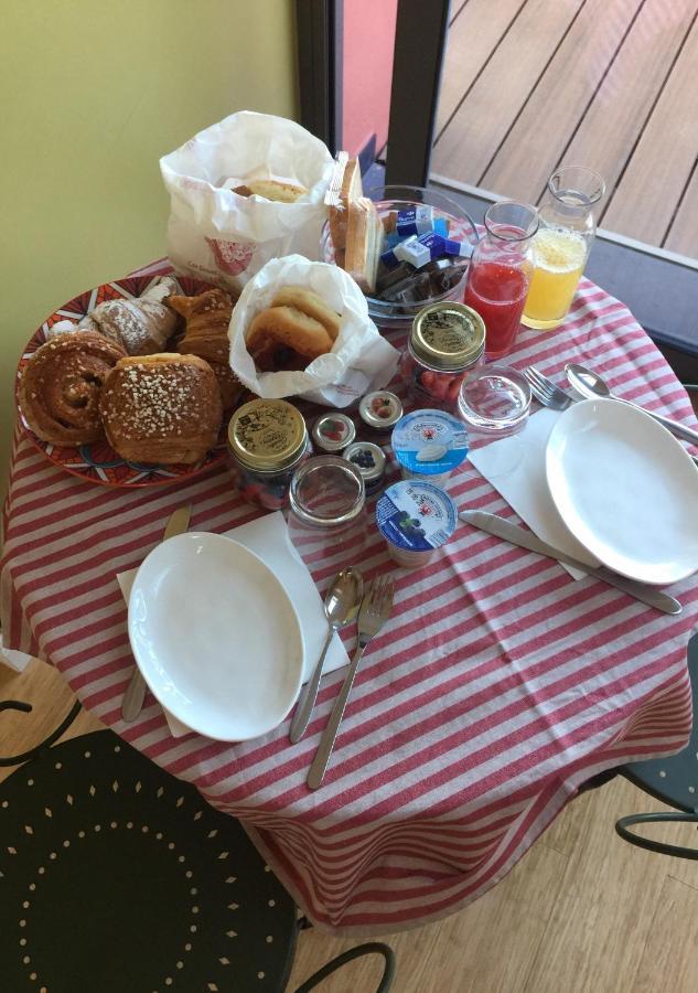 B&B Via Roma 41 Ventimiglia Bagian luar foto