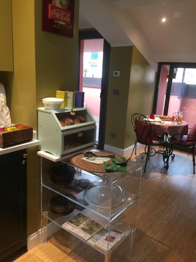 B&B Via Roma 41 Ventimiglia Bagian luar foto